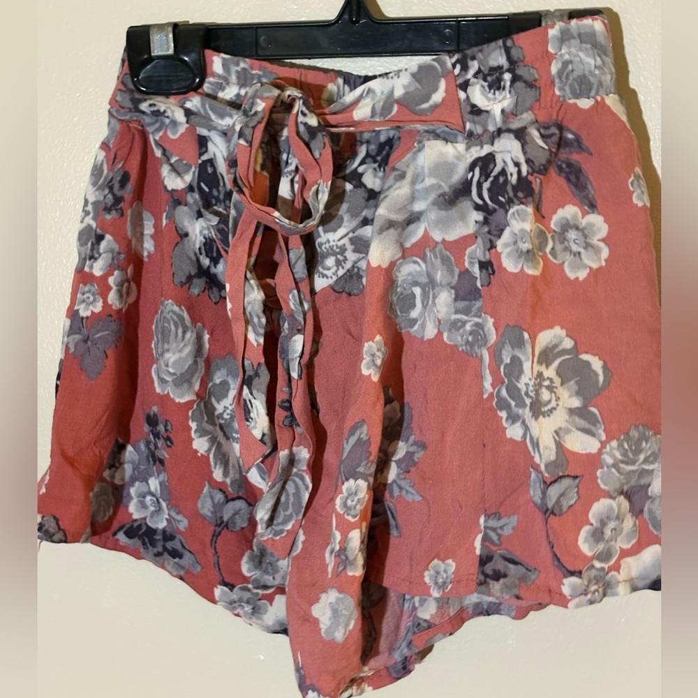 Floral Tie-Waist Shorts